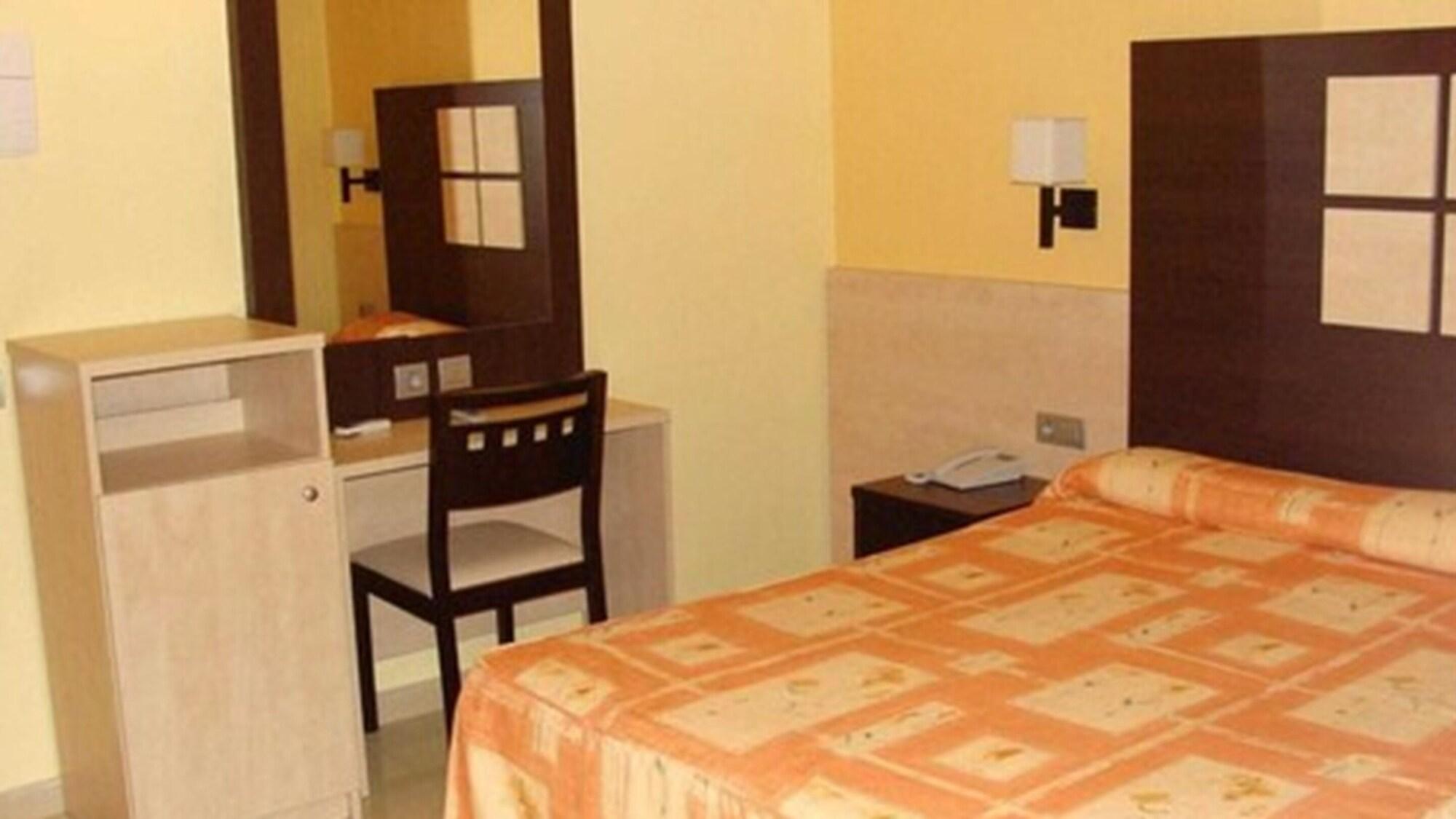Hotel Ciutadella روساس المظهر الخارجي الصورة