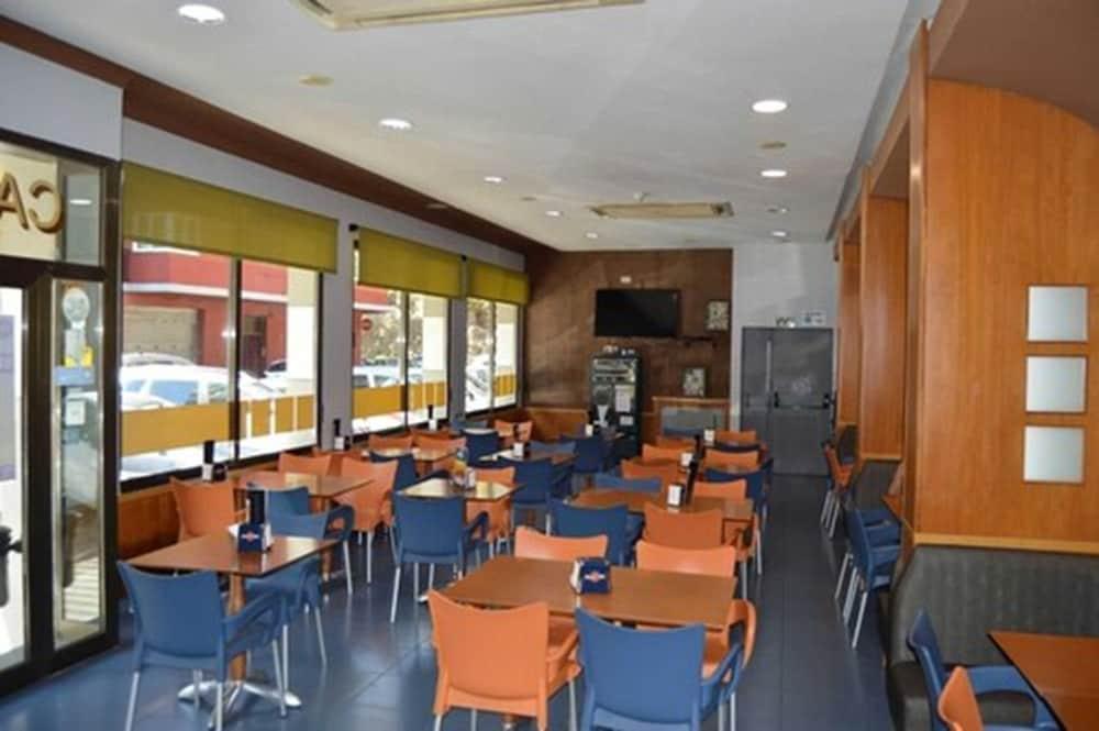 Hotel Ciutadella روساس المظهر الخارجي الصورة