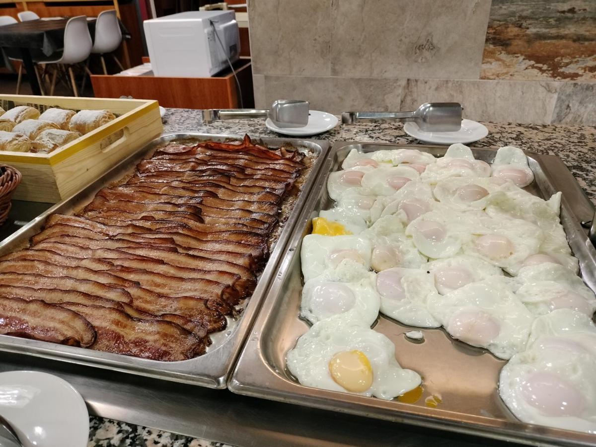 Hotel Ciutadella روساس المظهر الخارجي الصورة
