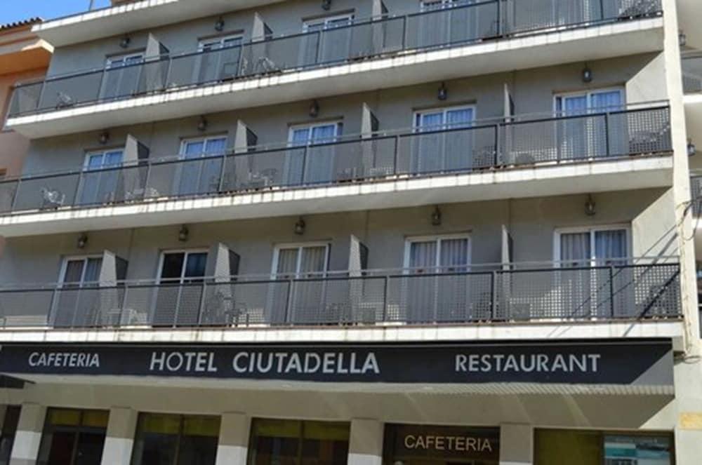 Hotel Ciutadella روساس المظهر الخارجي الصورة