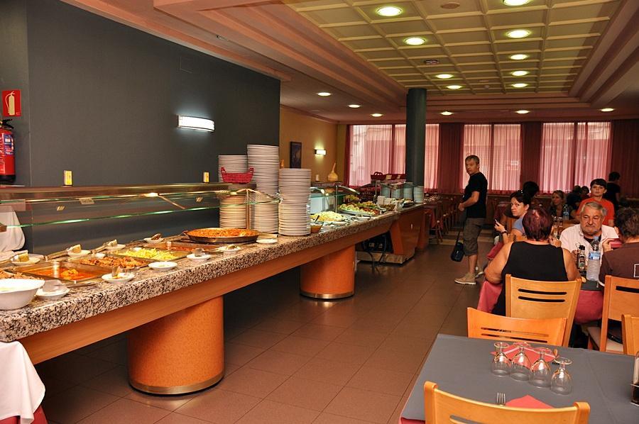 Hotel Ciutadella روساس المظهر الخارجي الصورة