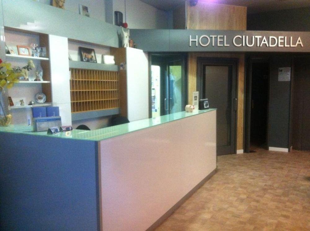 Hotel Ciutadella روساس المظهر الخارجي الصورة