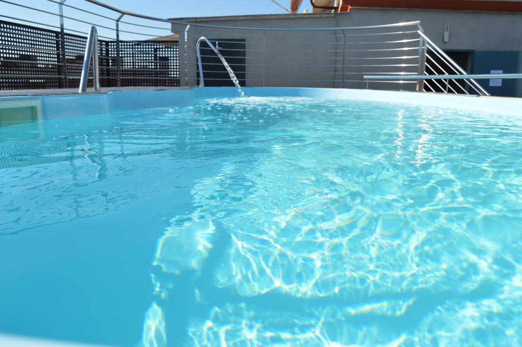 Hotel Ciutadella روساس المظهر الخارجي الصورة