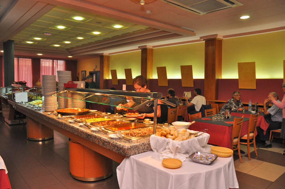 Hotel Ciutadella روساس المظهر الخارجي الصورة